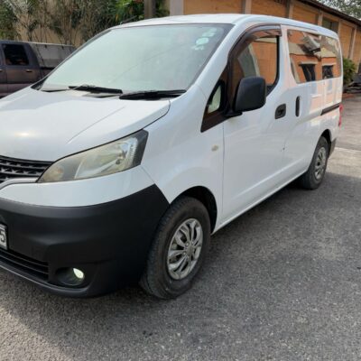 Nissan NV200 van rental Sri Lanka
