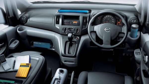 NV 200 inside